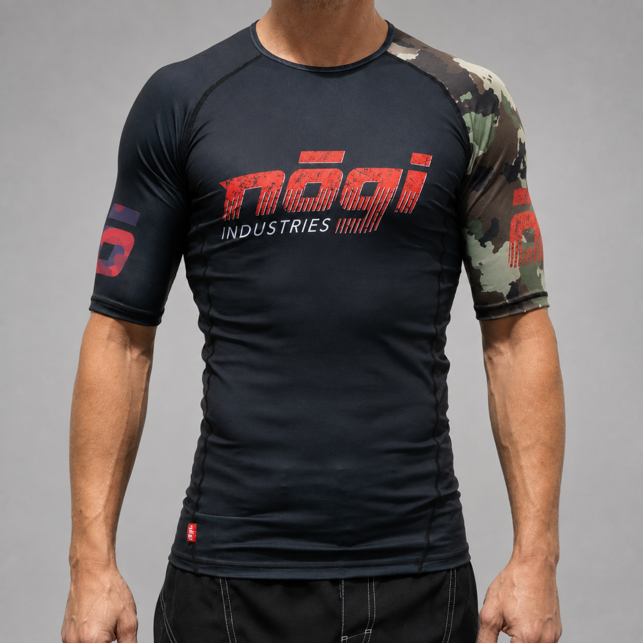 Rash Guard de manga corta de camuflaje holandés