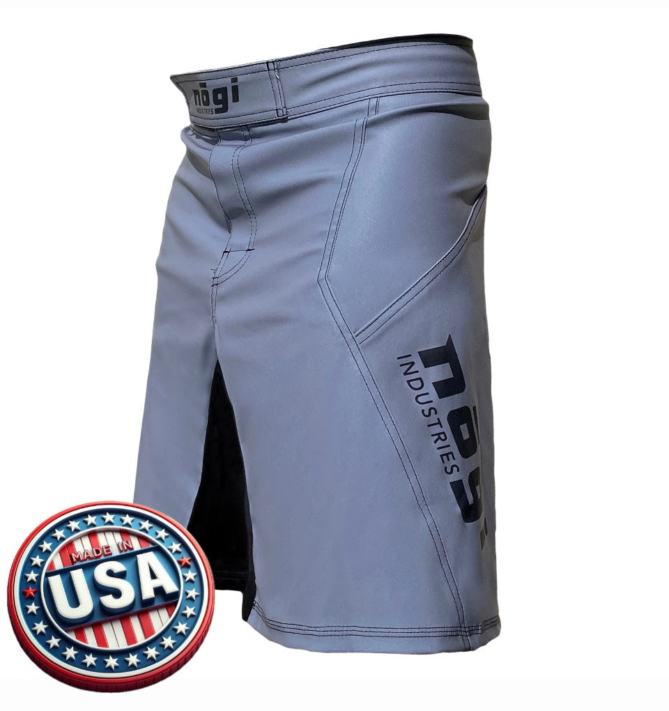 Pantalones cortos de lucha 4.0 - Gris clásico - HECHO EN EE. UU.