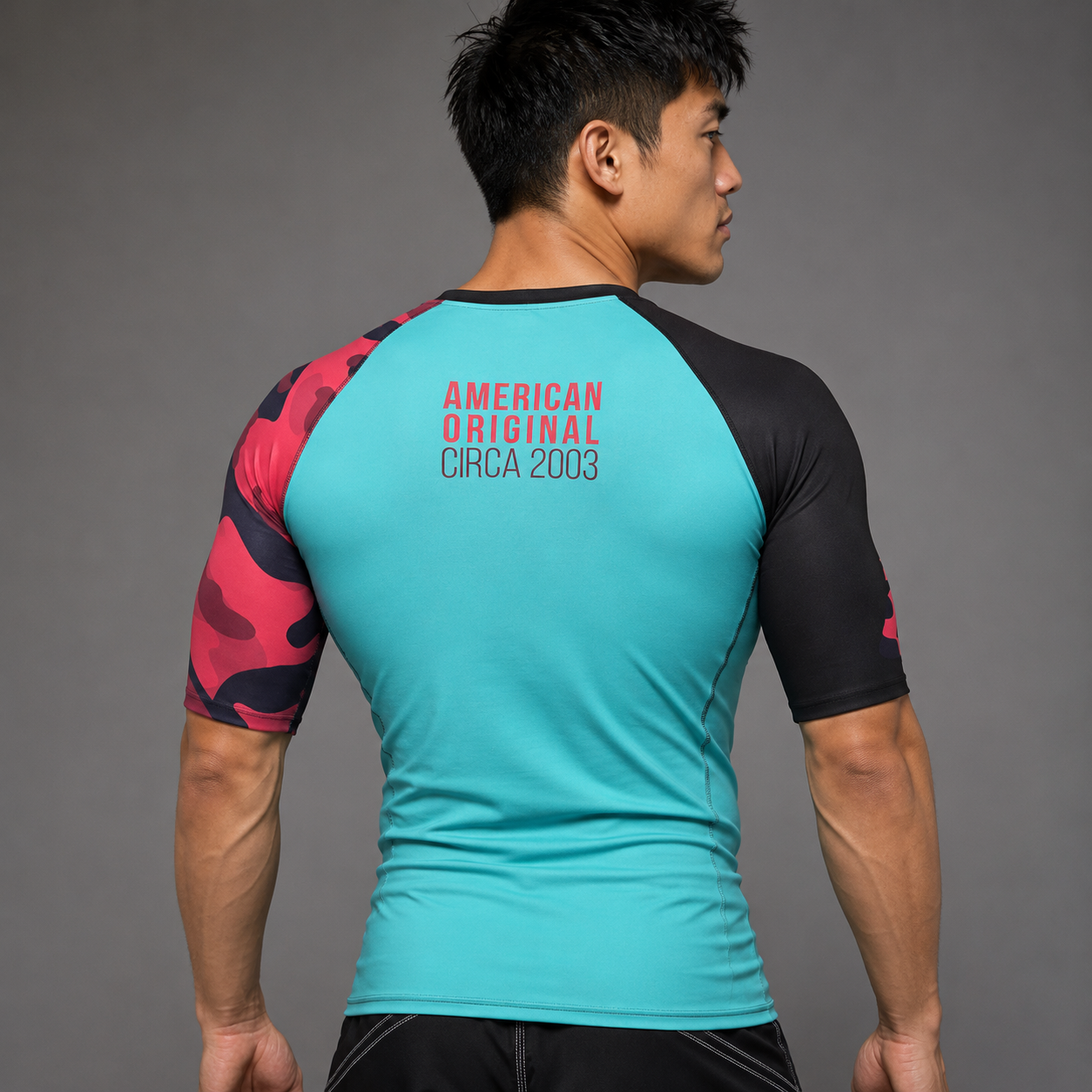 Recall Camo Short Sleeve Rash Guard