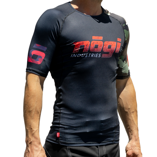 Rash Guard de manga corta de camuflaje holandés